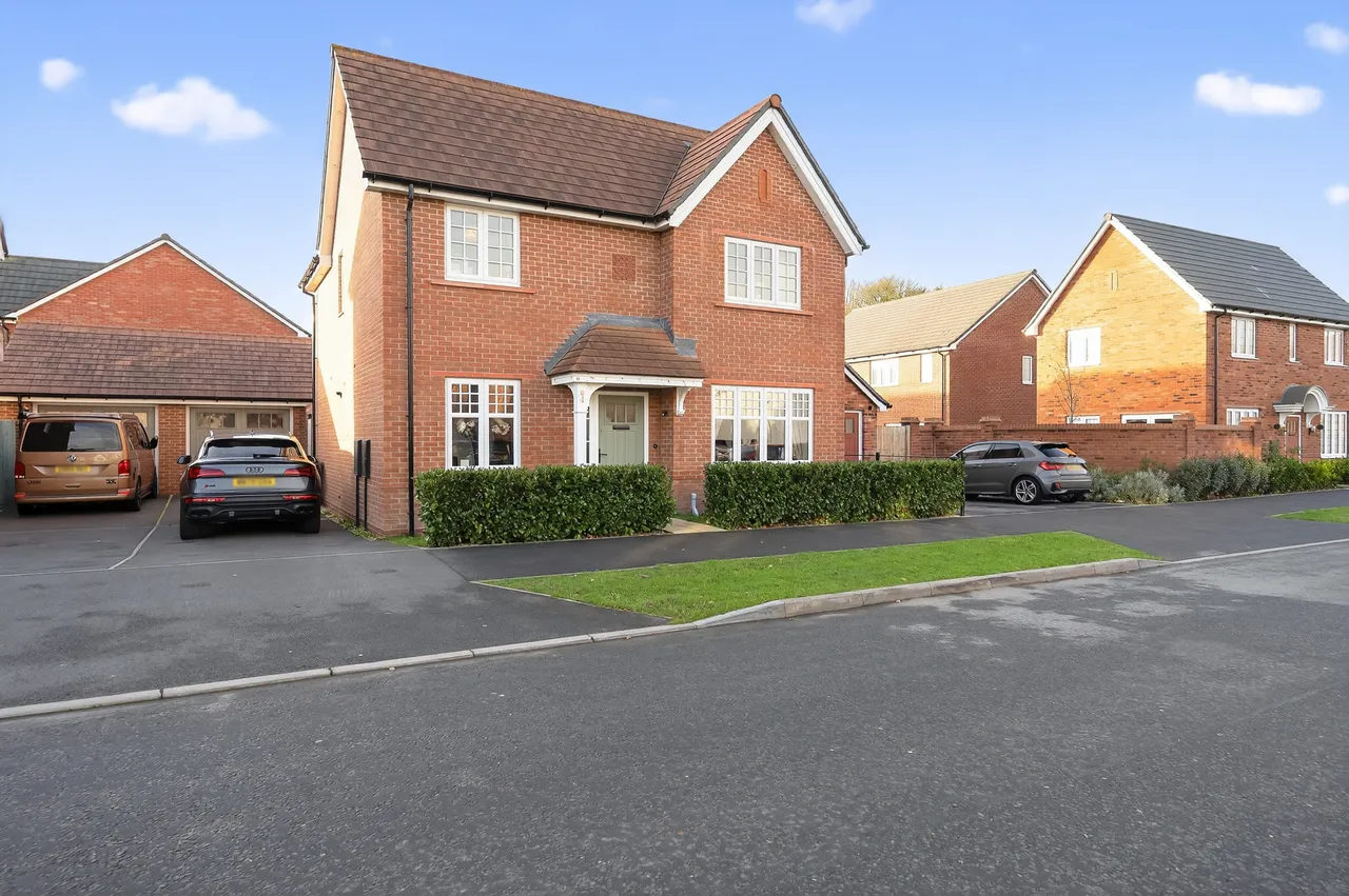 4 bed house for sale, Wharford Lane, Runcorn, WA7