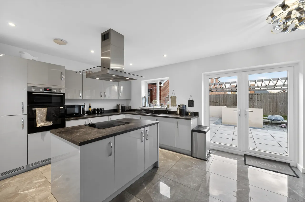 Wharford Lane, Runcorn, WA7, photo 2
