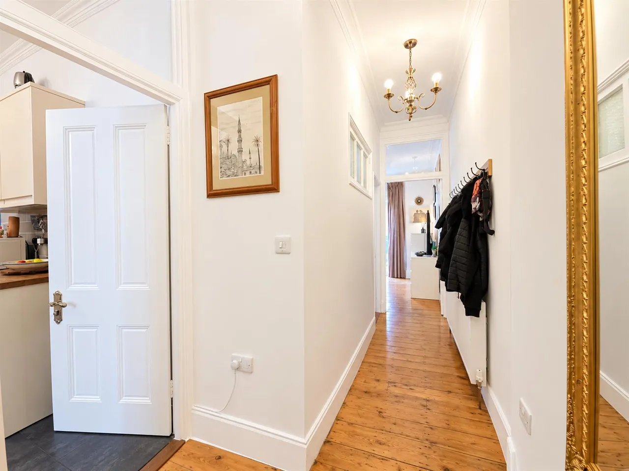 Park Avenue, Palmers Green, N13, photo 3