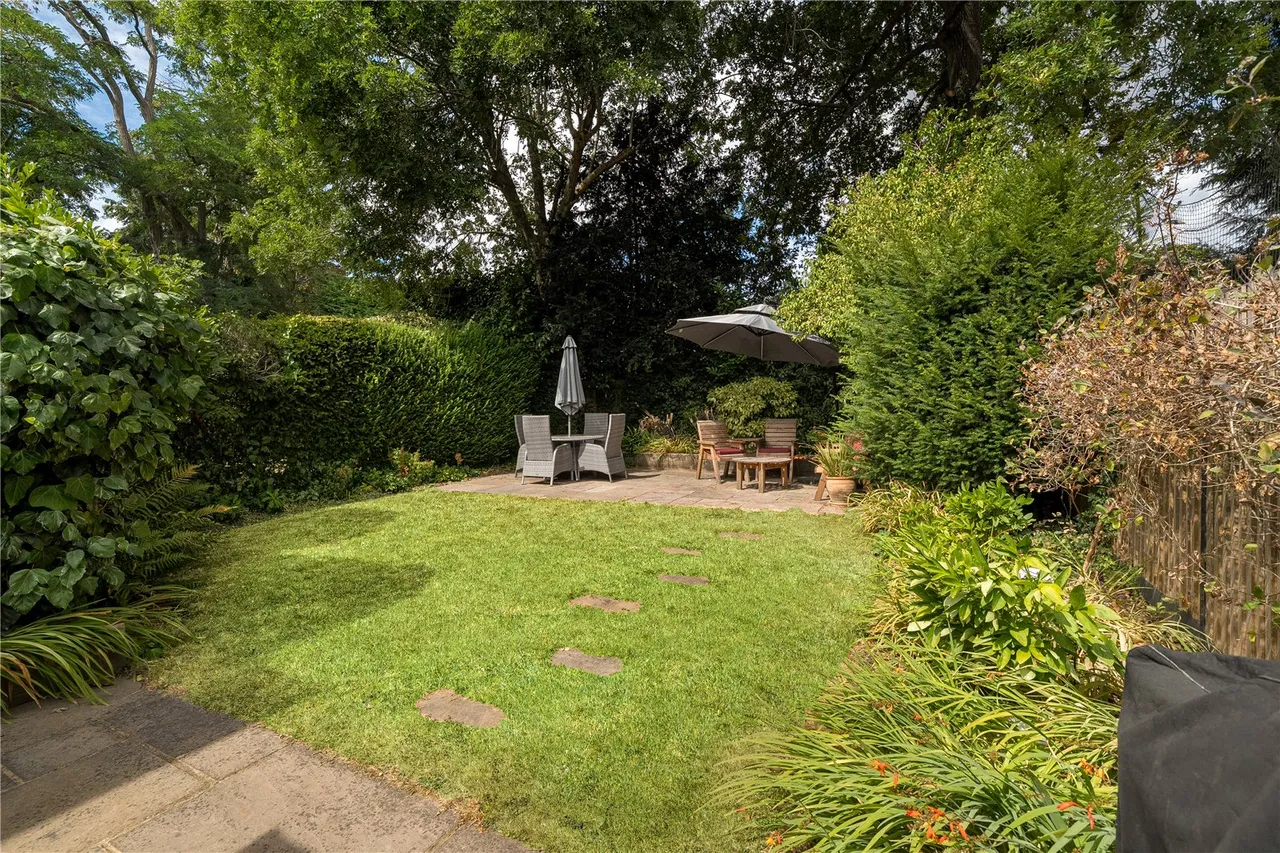 Maltmans Lane, Chalfont St. Peter, SL9, photo 4