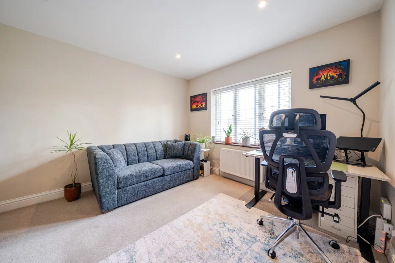 Maltmans Lane, Chalfont St. Peter, SL9, photo 12