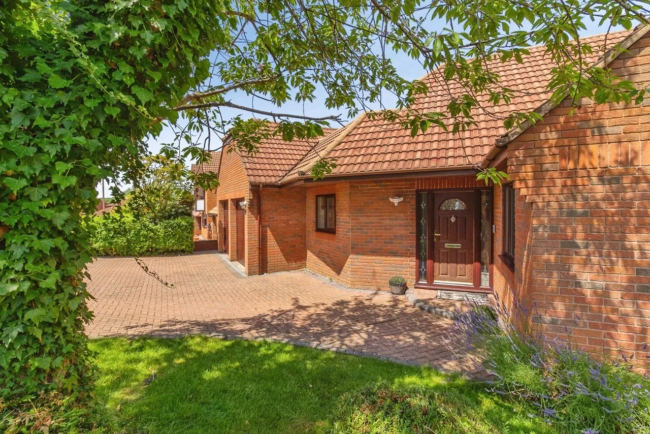 Belvoir Avenue, Emerson Valley, MK4, photo 33