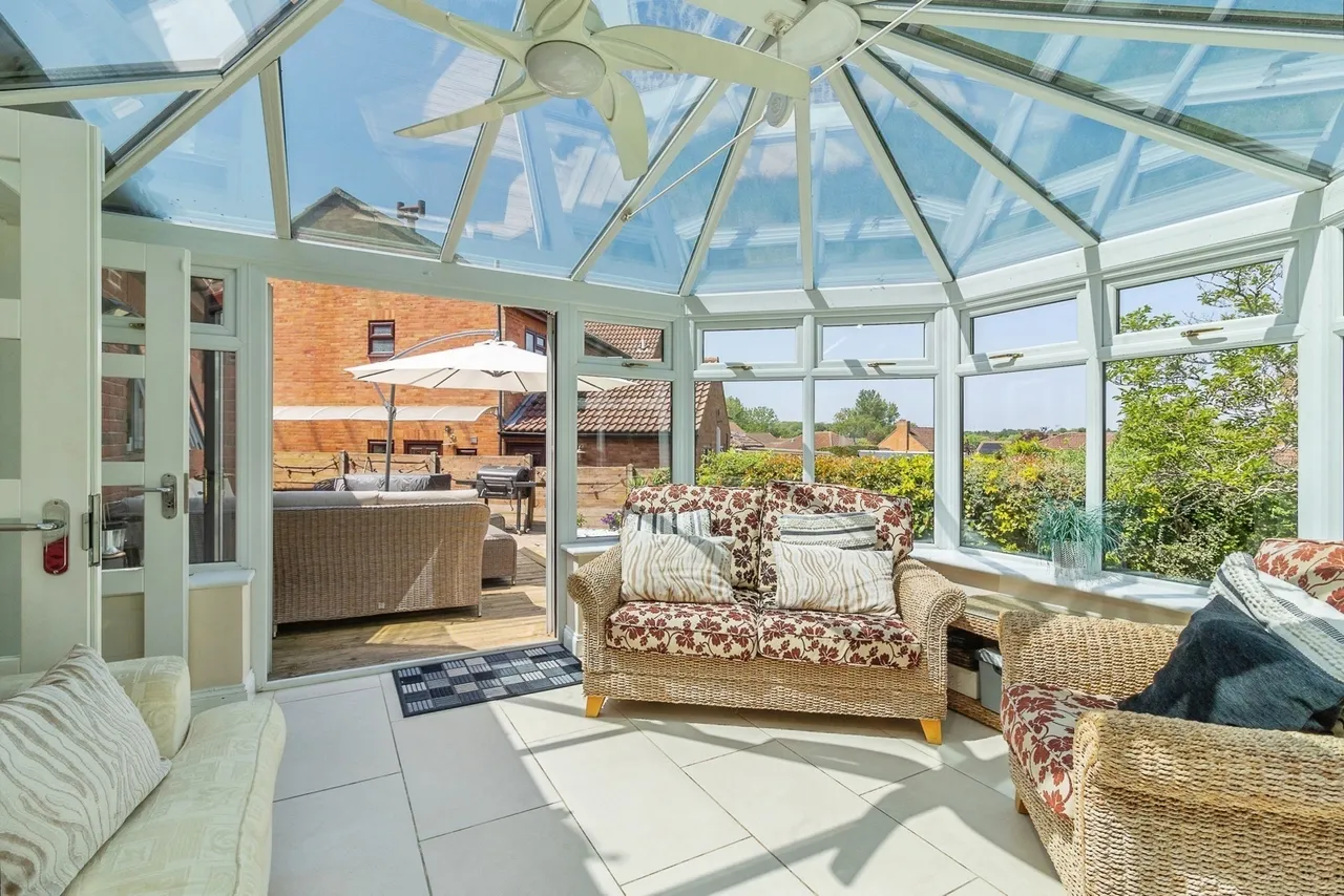 Belvoir Avenue, Emerson Valley, MK4, photo 15