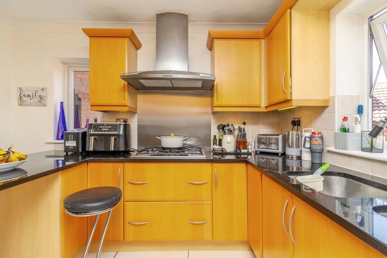 Belvoir Avenue, Emerson Valley, MK4, photo 9