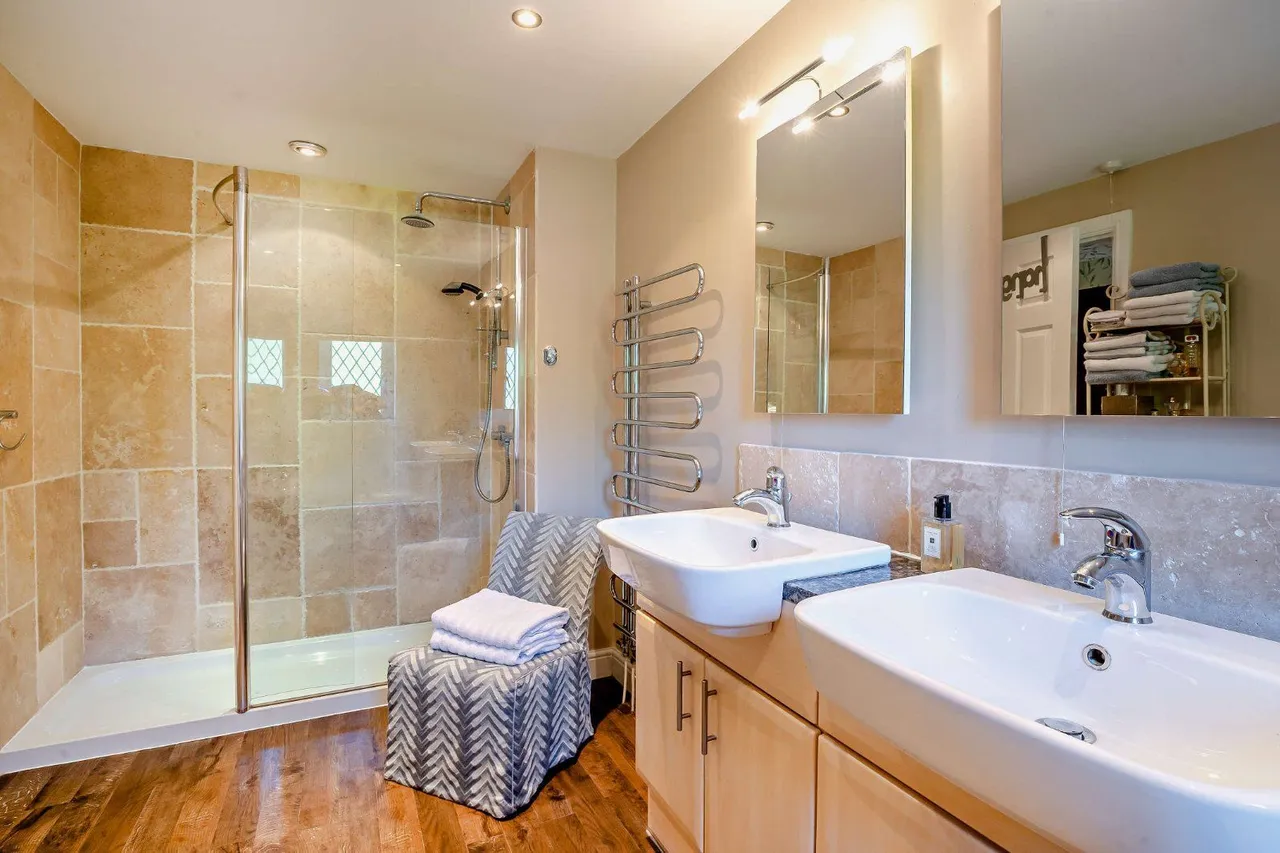 Wrexham Road, Bickerton, Malpas, Cheshire, SY14 8BD, photo 12