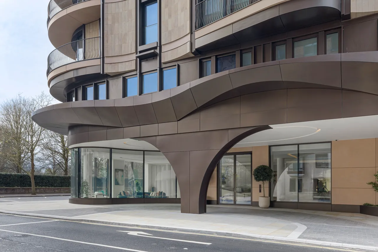 Bayswater Road, Hyde Park, W2, photo 23