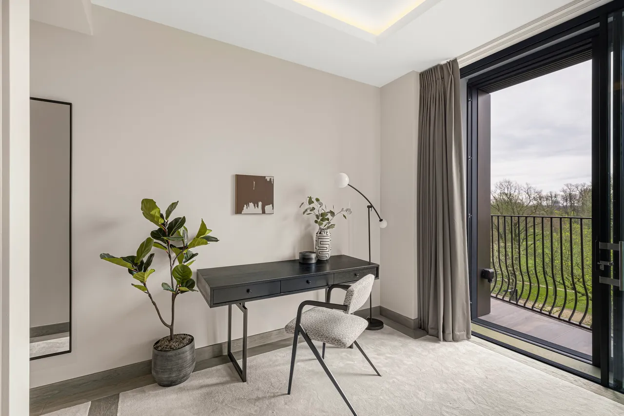 Bayswater Road, Hyde Park, W2, photo 14