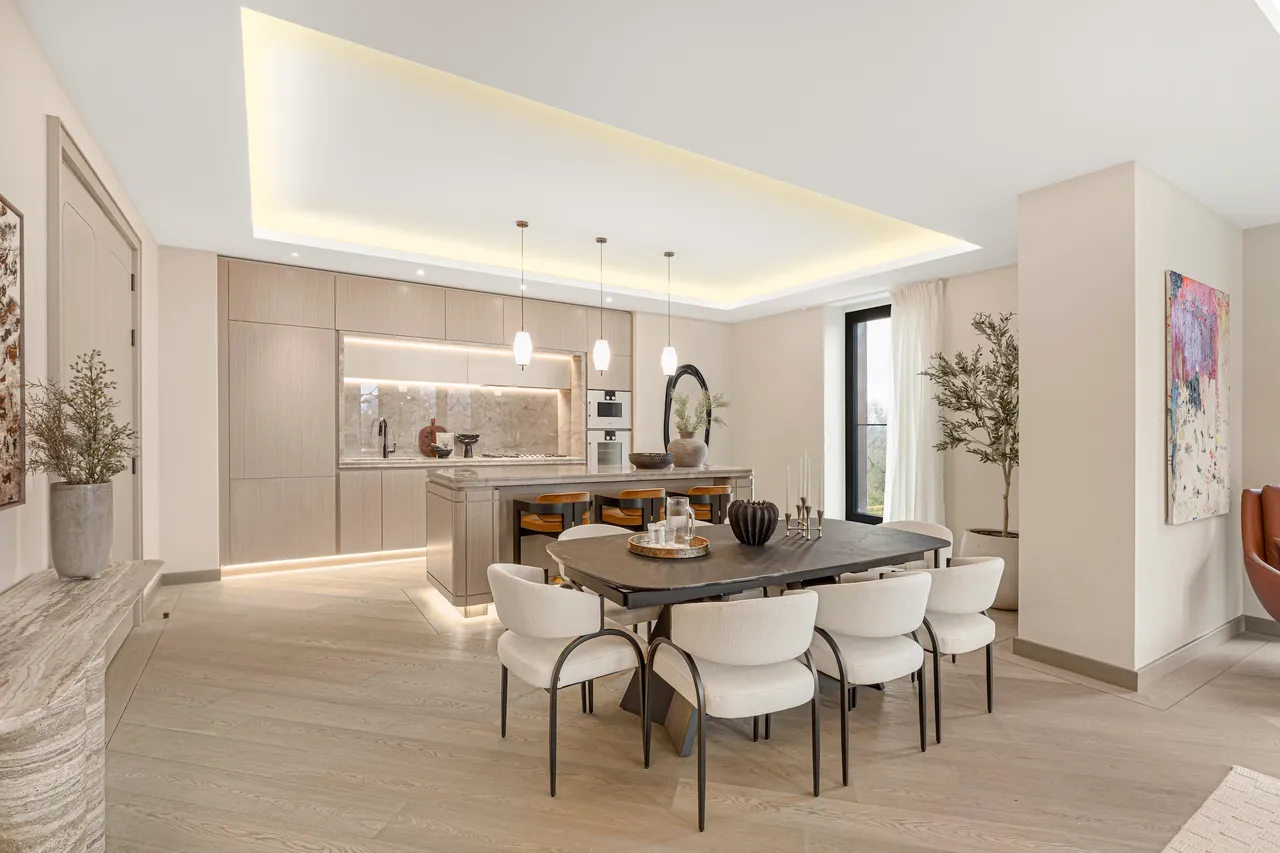 Bayswater Road, Hyde Park, W2, photo 21