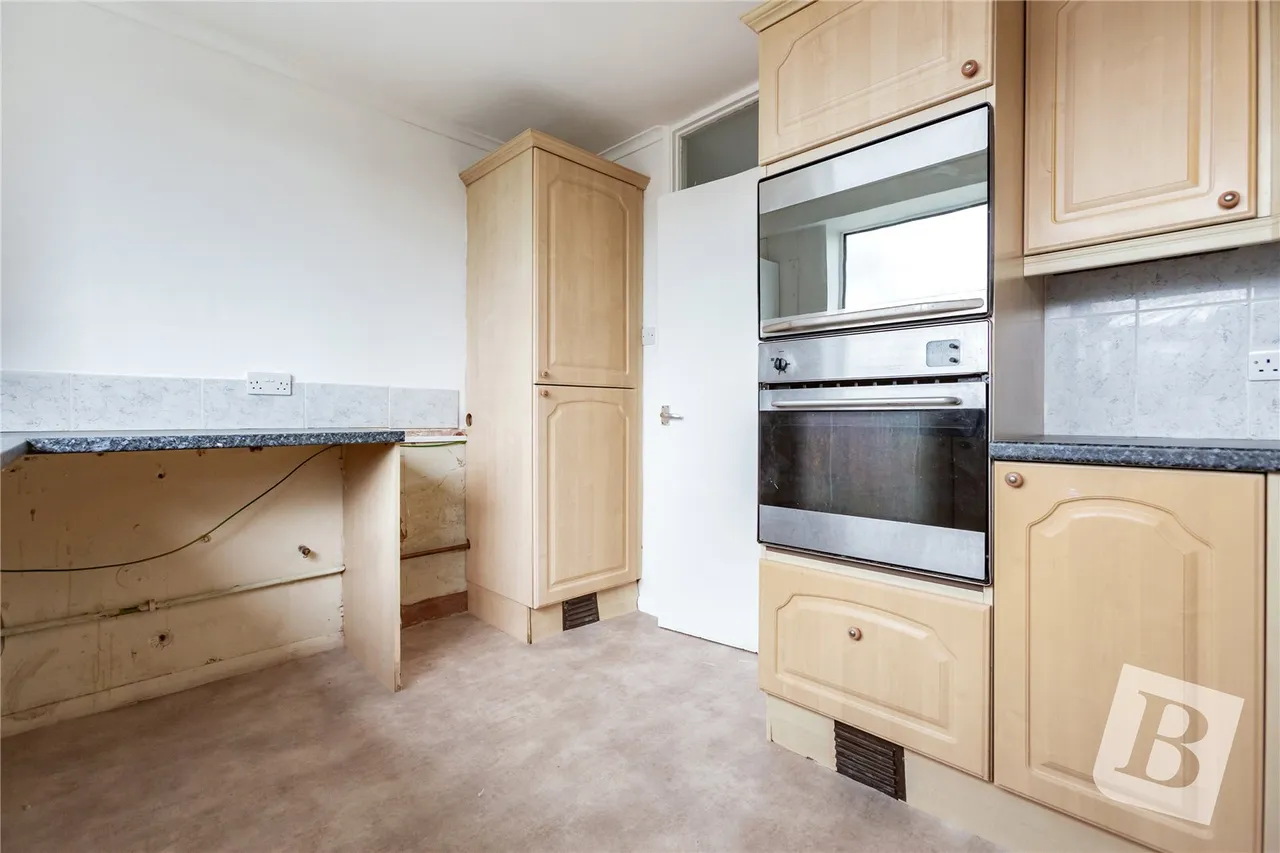 Canfield Road, Rainham, RM13, photo 10