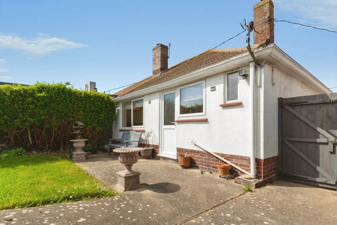 Walton Road, Kirby-le-Soken, Frinton-on-Sea, Essex, CO13, photo 7