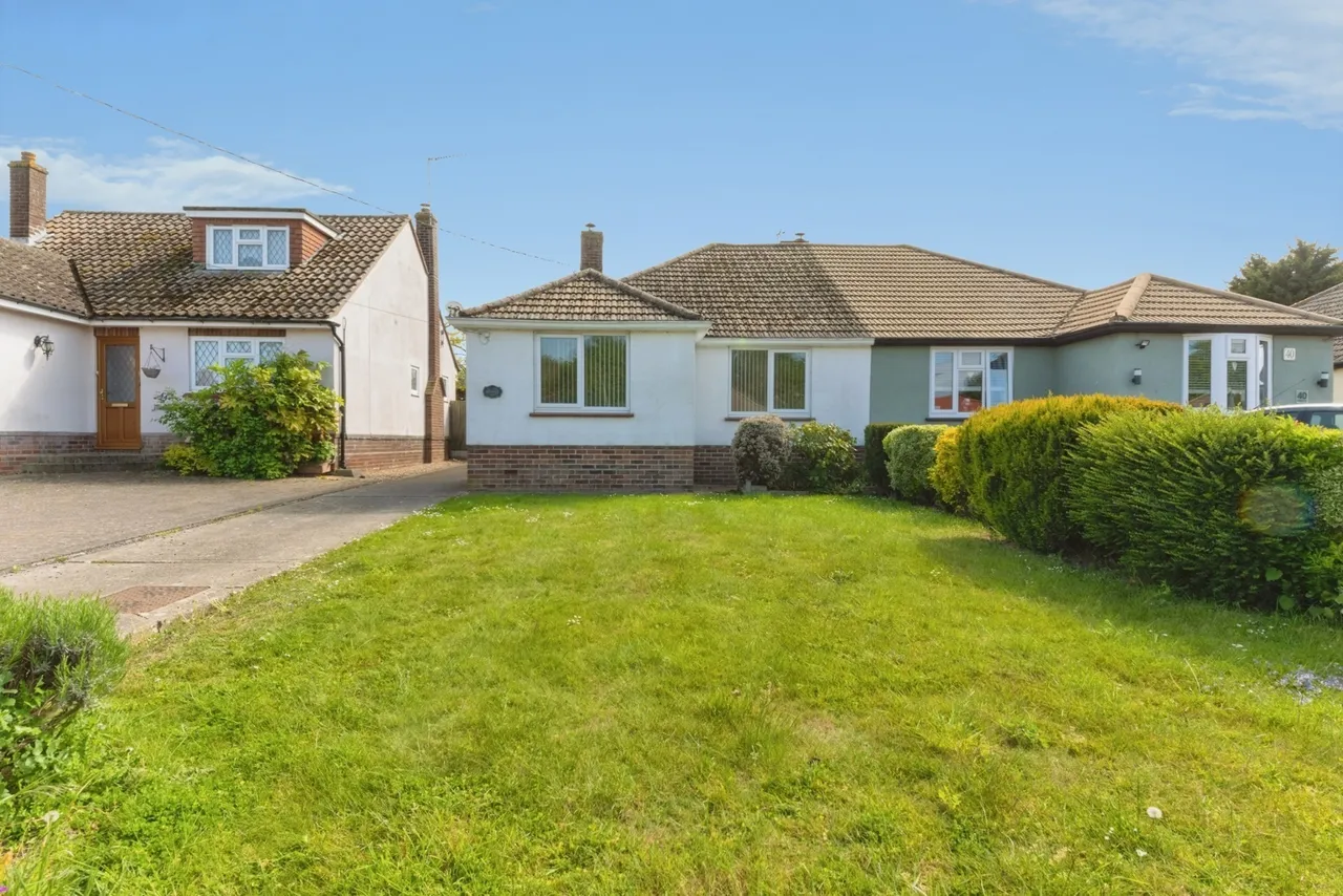 Walton Road, Kirby-le-Soken, Frinton-on-Sea, Essex, CO13, photo 14