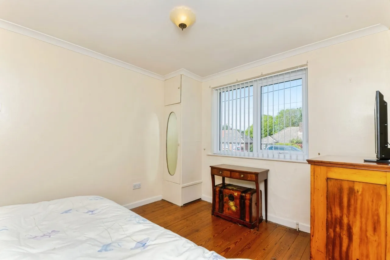 Walton Road, Kirby-le-Soken, Frinton-on-Sea, Essex, CO13, photo 13