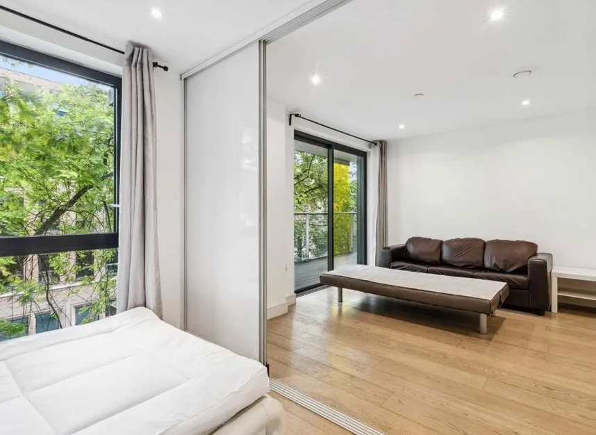 Commercial Street, Aldgate, E1, photo 8