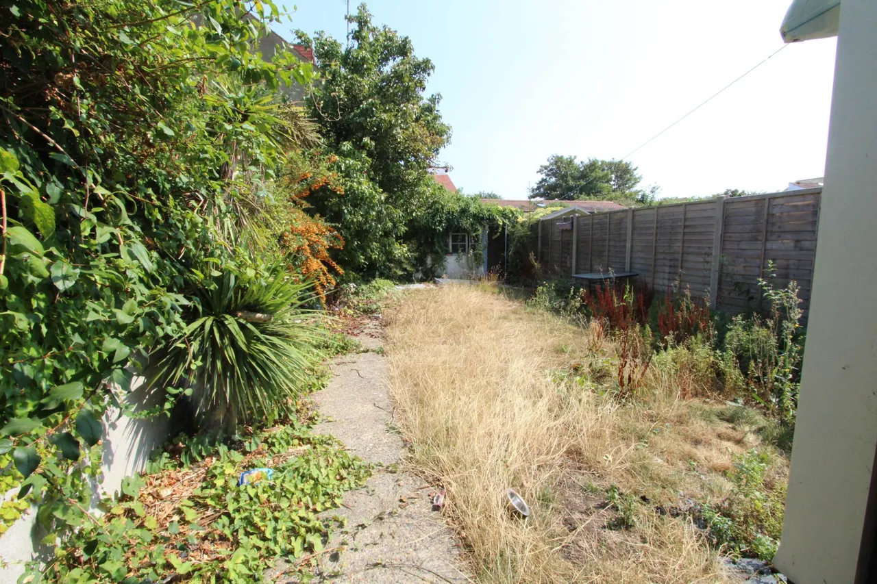 Plas Newydd, Southend On Sea, SS1 3AG, photo 9
