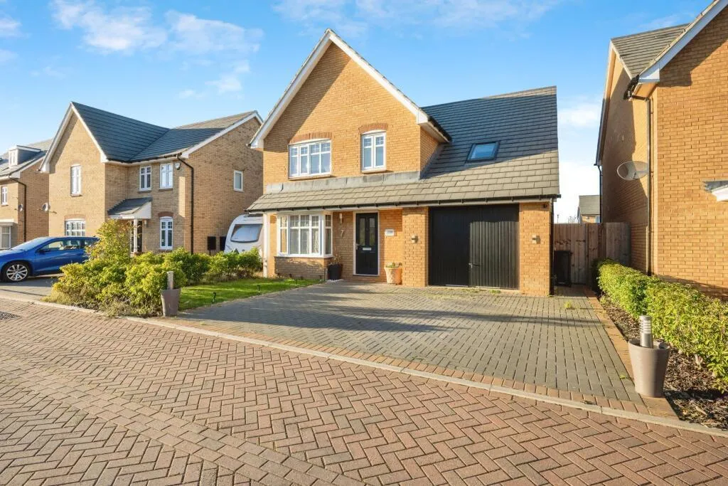 5 bed house to rent, Wixams, MK42