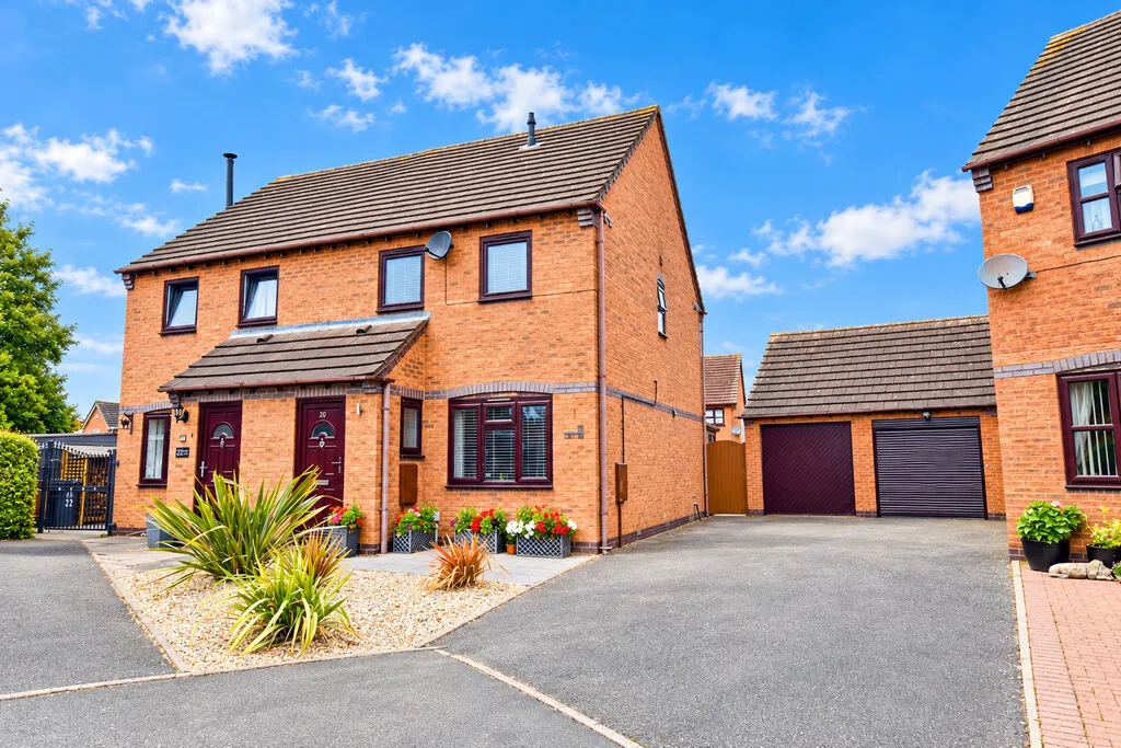 3 bed house for sale, Stable Lane, Market Drayton