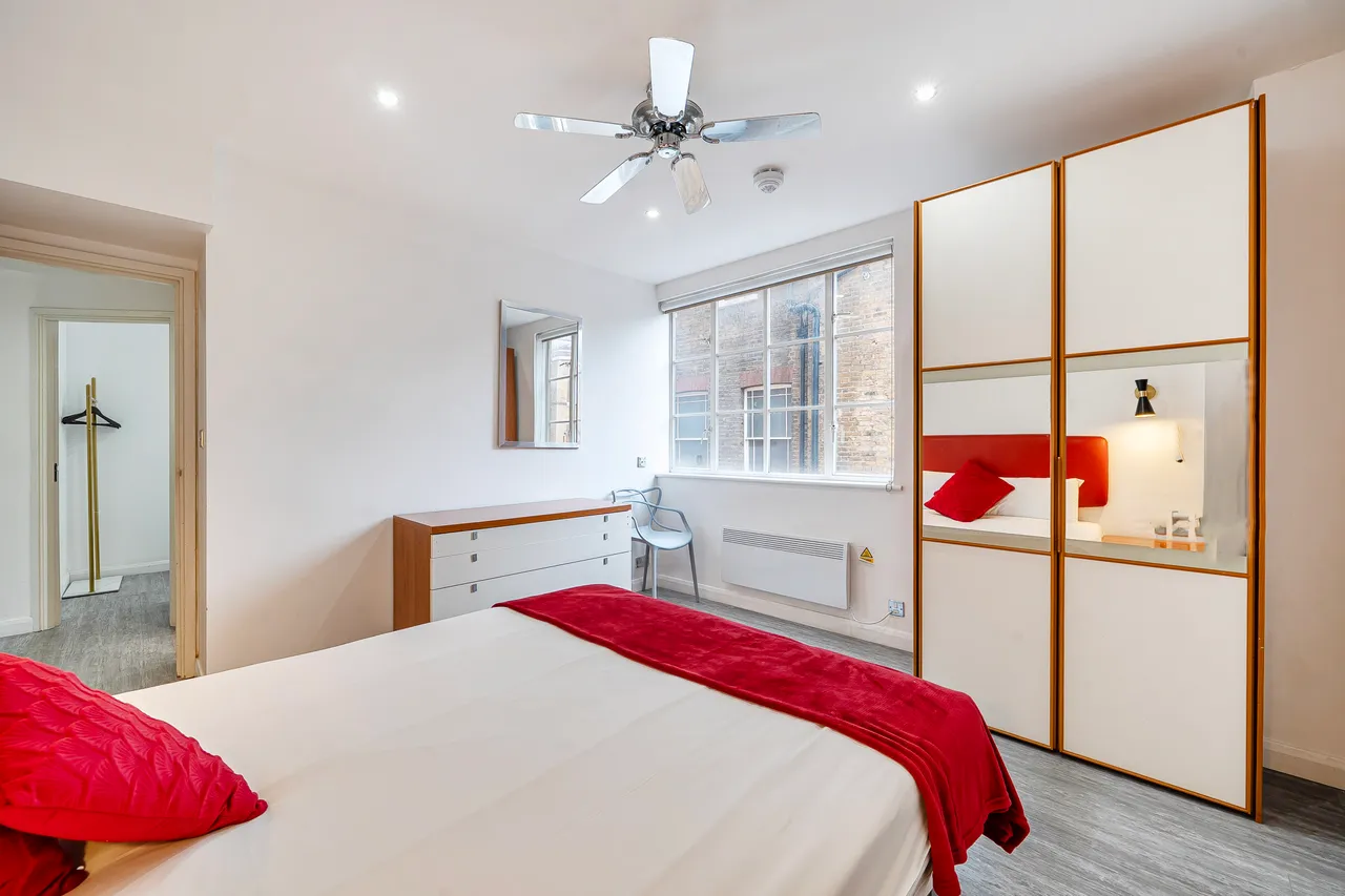 Flat 209, 2 Roland Gardens, London, photo 4