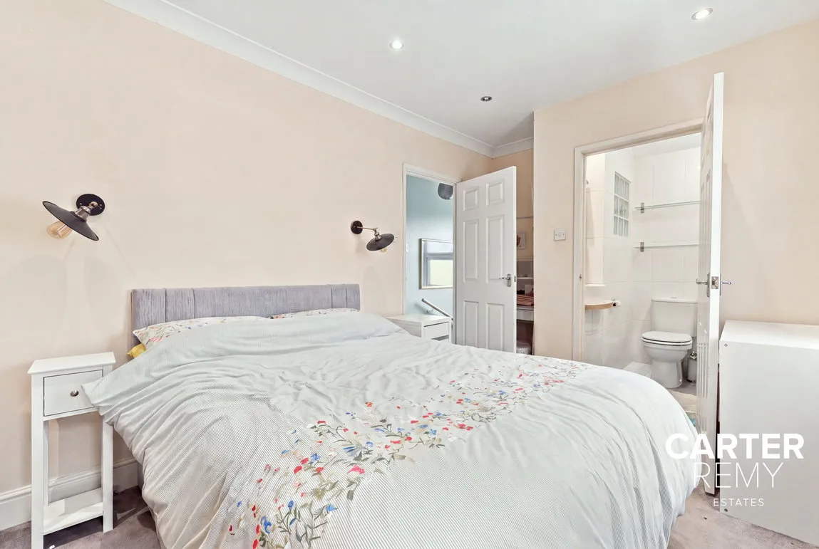 Southgate Road, Purfleet, RM19 1TJ, photo 8