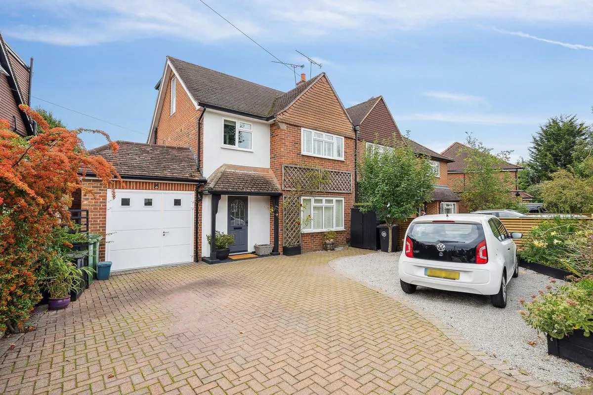 D'Abernon Drive, Cobham, KT11, photo 24