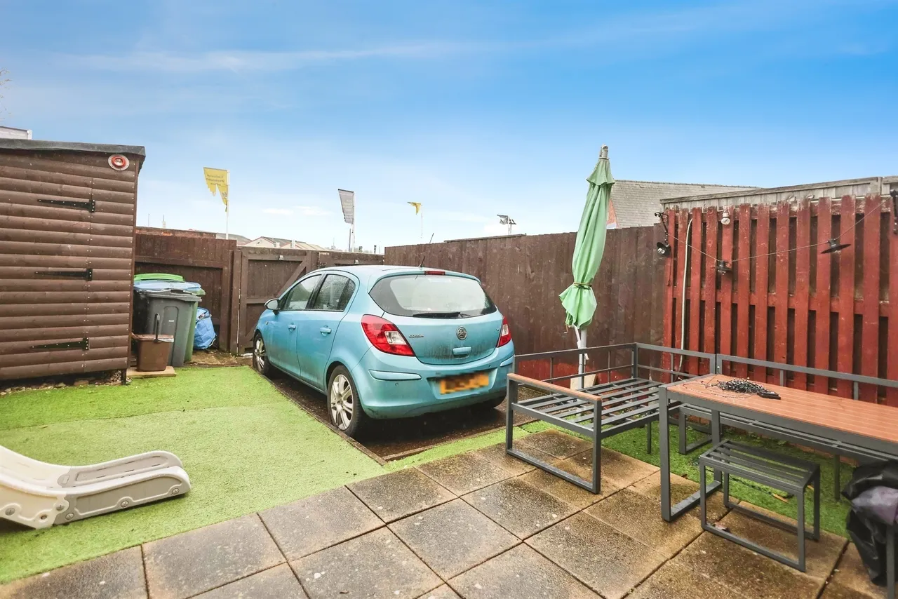 Holly Bush Walk, Cradley Heath, B64, photo 7