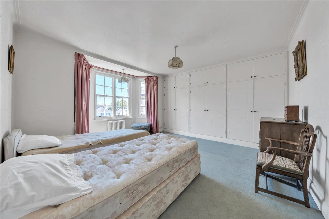 Garden Court, Garden Road, St John's Wood, London, NW8, photo 2