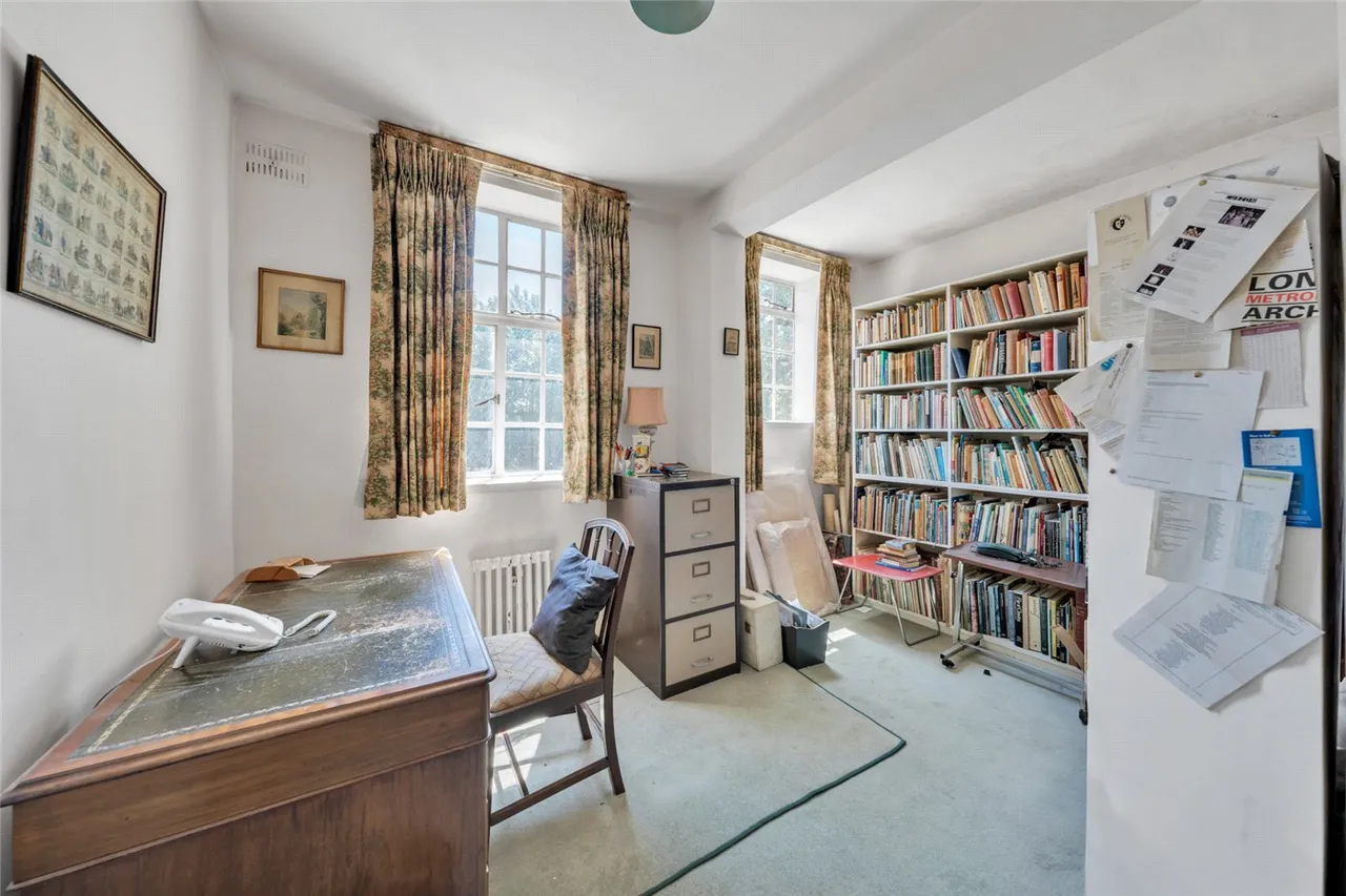 Garden Court, Garden Road, St John's Wood, London, NW8, photo 7