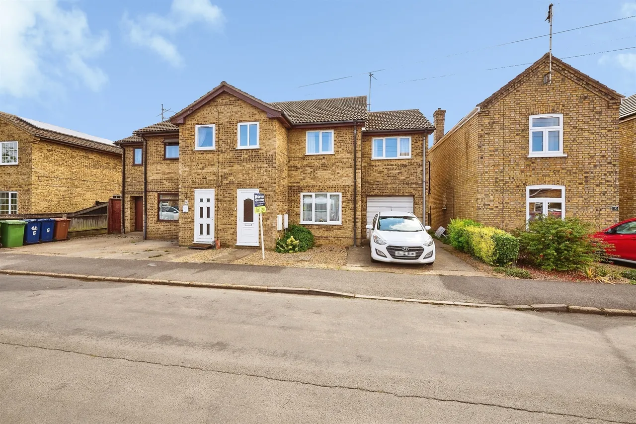 4 bed house for sale, Highfield Road, March, PE15