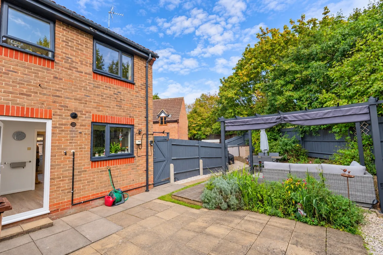 Almond Close, Ashford, TN25, photo 15