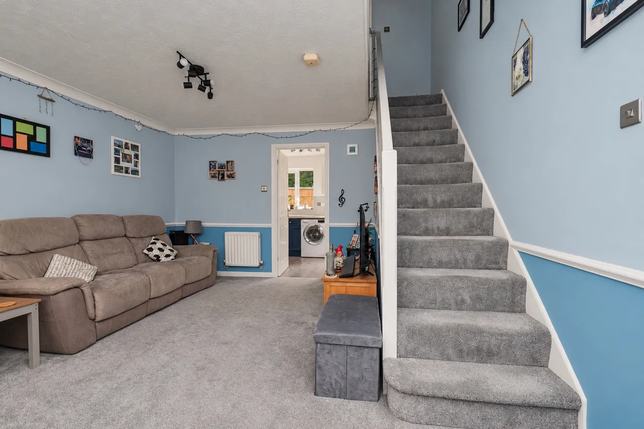 Almond Close, Ashford, TN25, photo 3