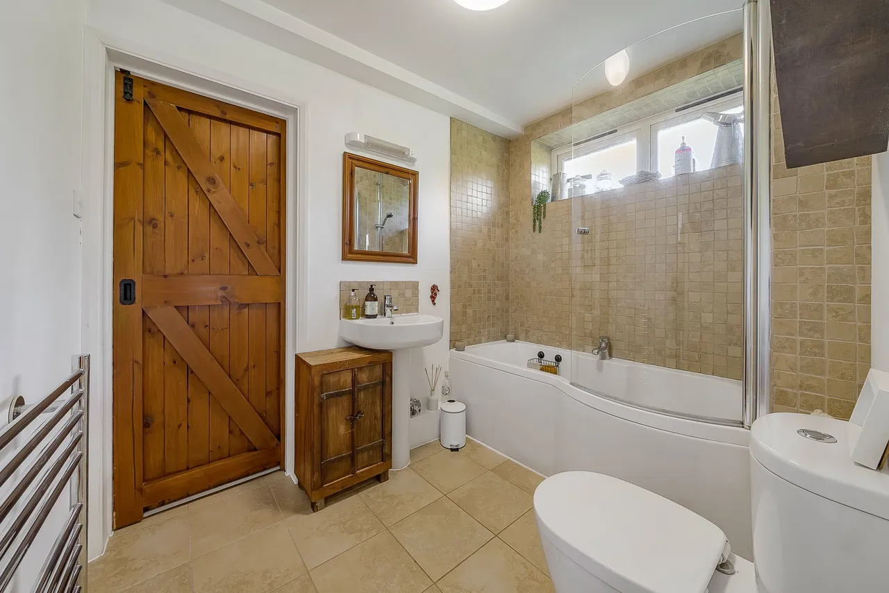 Lucks Lane, Paddock Wood, TN12, photo 38