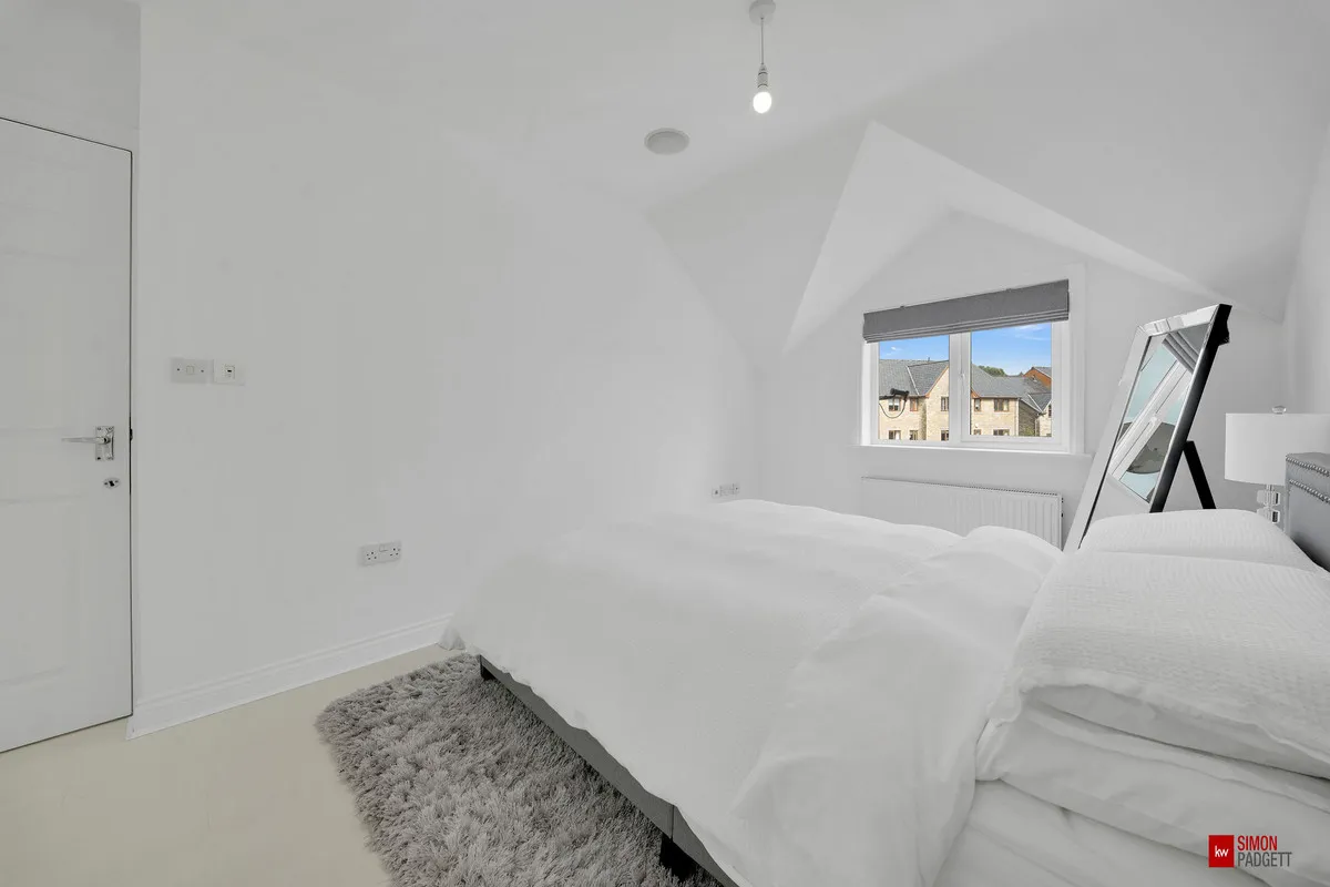 Standroyd Road, Colne, BB8, photo 12