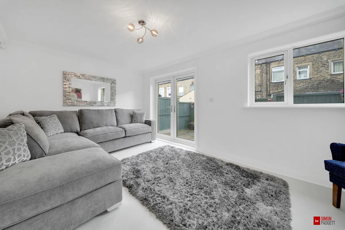 Standroyd Road, Colne, BB8, photo 22