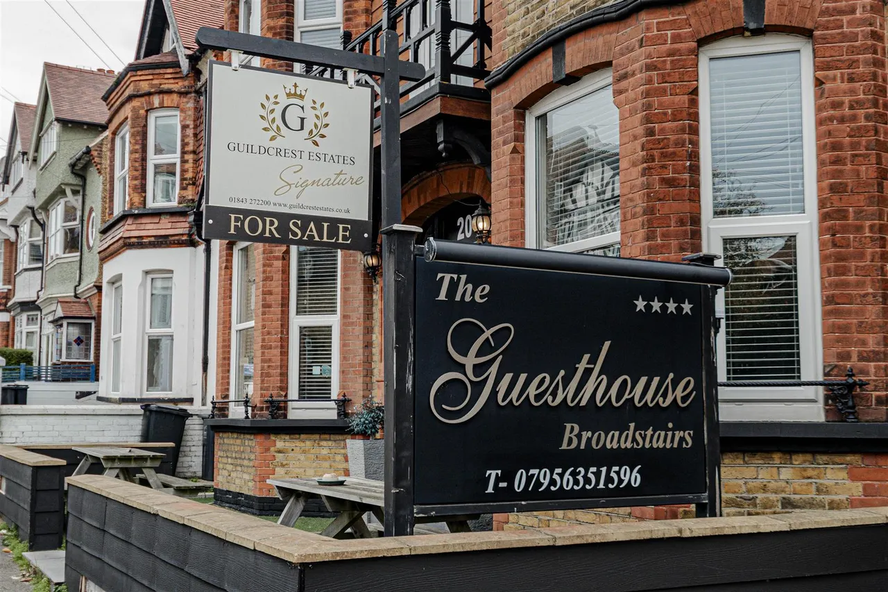 Queens Road, Broadstairs, Kent, CT10 1NU, photo 7