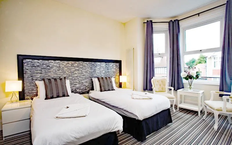 Queens Road, Broadstairs, Kent, CT10 1NU, photo 17