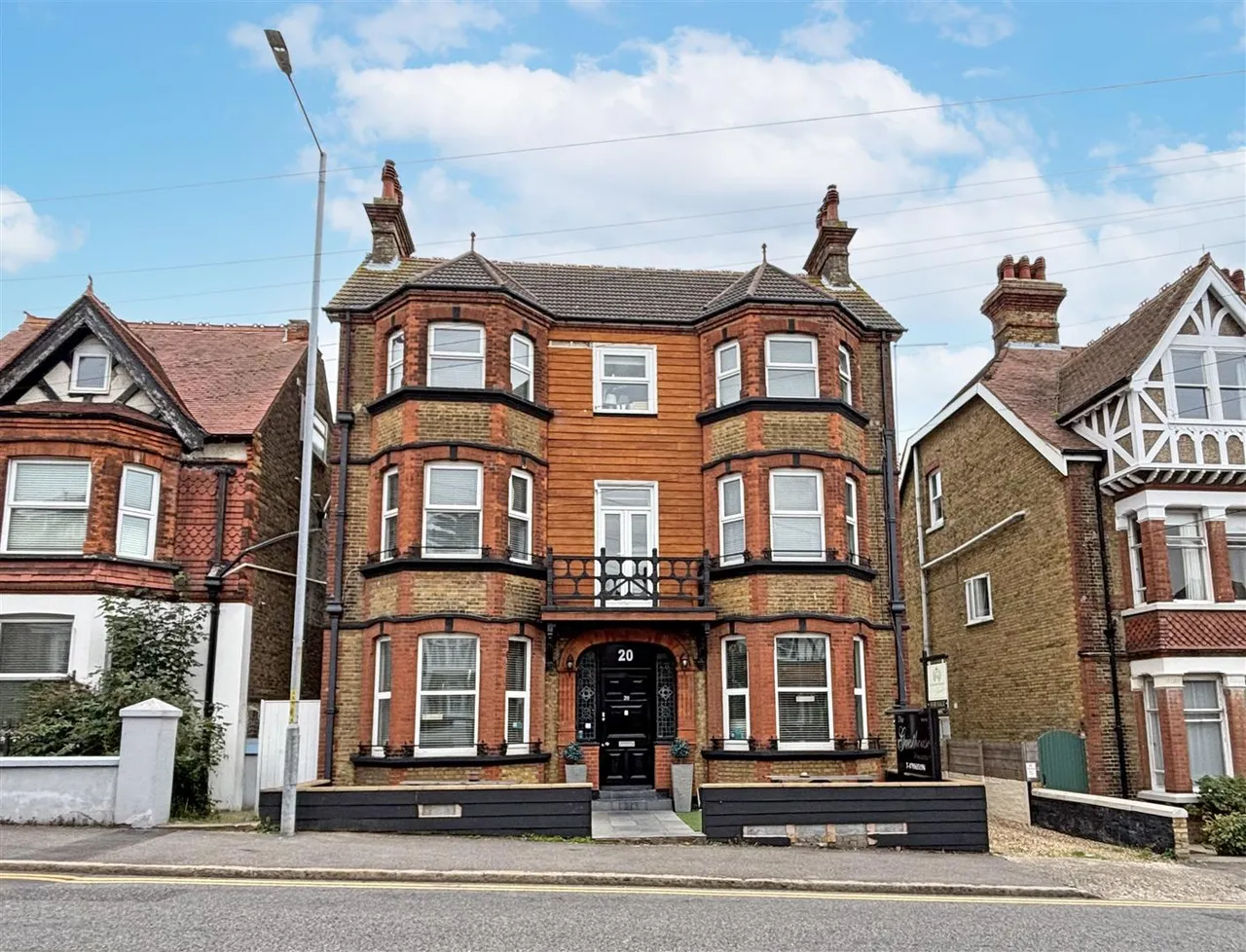 Queens Road, Broadstairs, Kent, CT10 1NU, photo 36