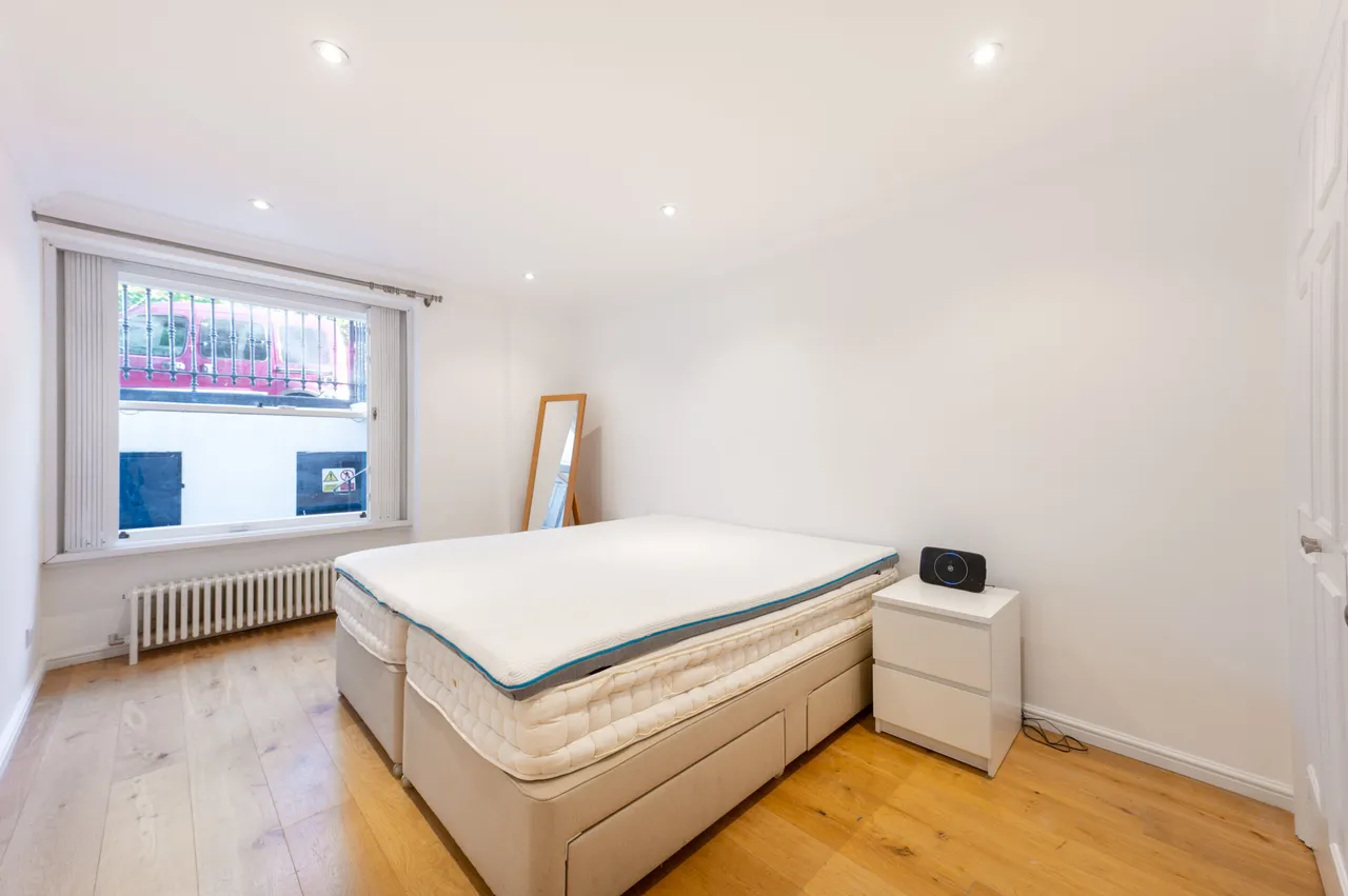 Flat 2, 63-64 Leinster Square, London, photo 4