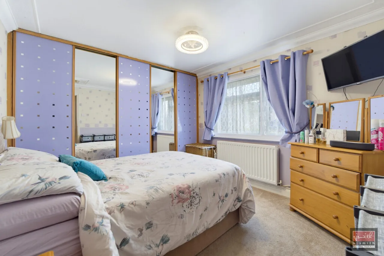 Hithermoor Road, Staines-upon-Thames, TW19, photo 8