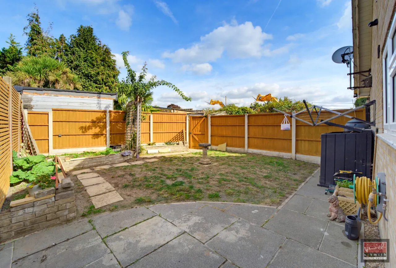 Hithermoor Road, Staines-upon-Thames, TW19, photo 17
