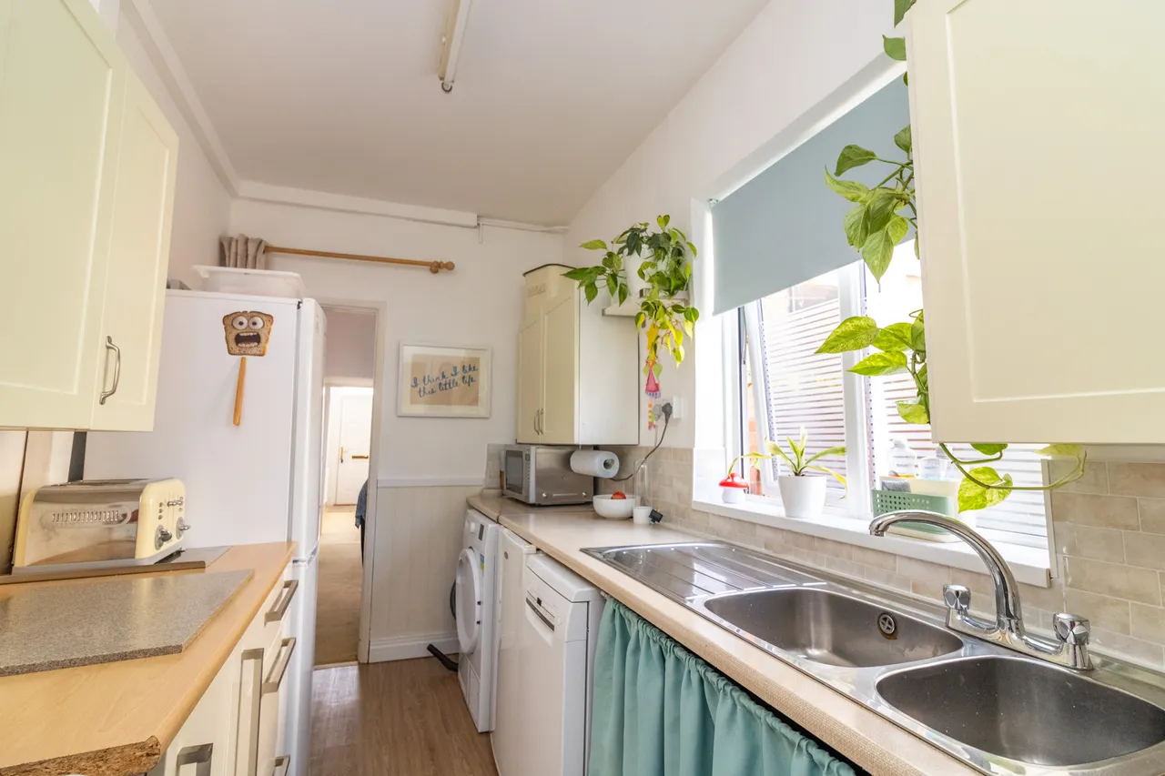 Mountcastle Road, Leicester, Leicester, LE3 2BX, photo 3