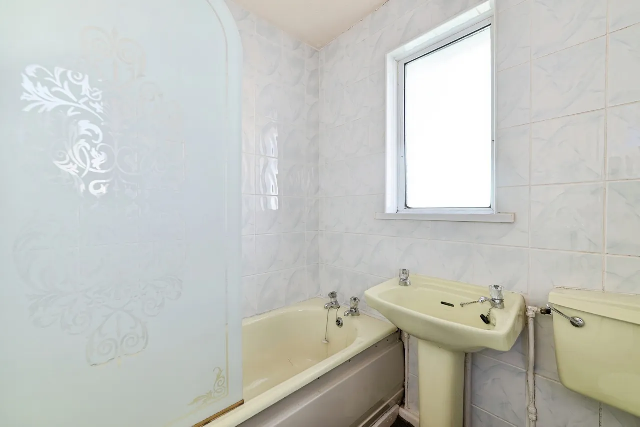 The Glebe, Tenby, SA70, photo 15