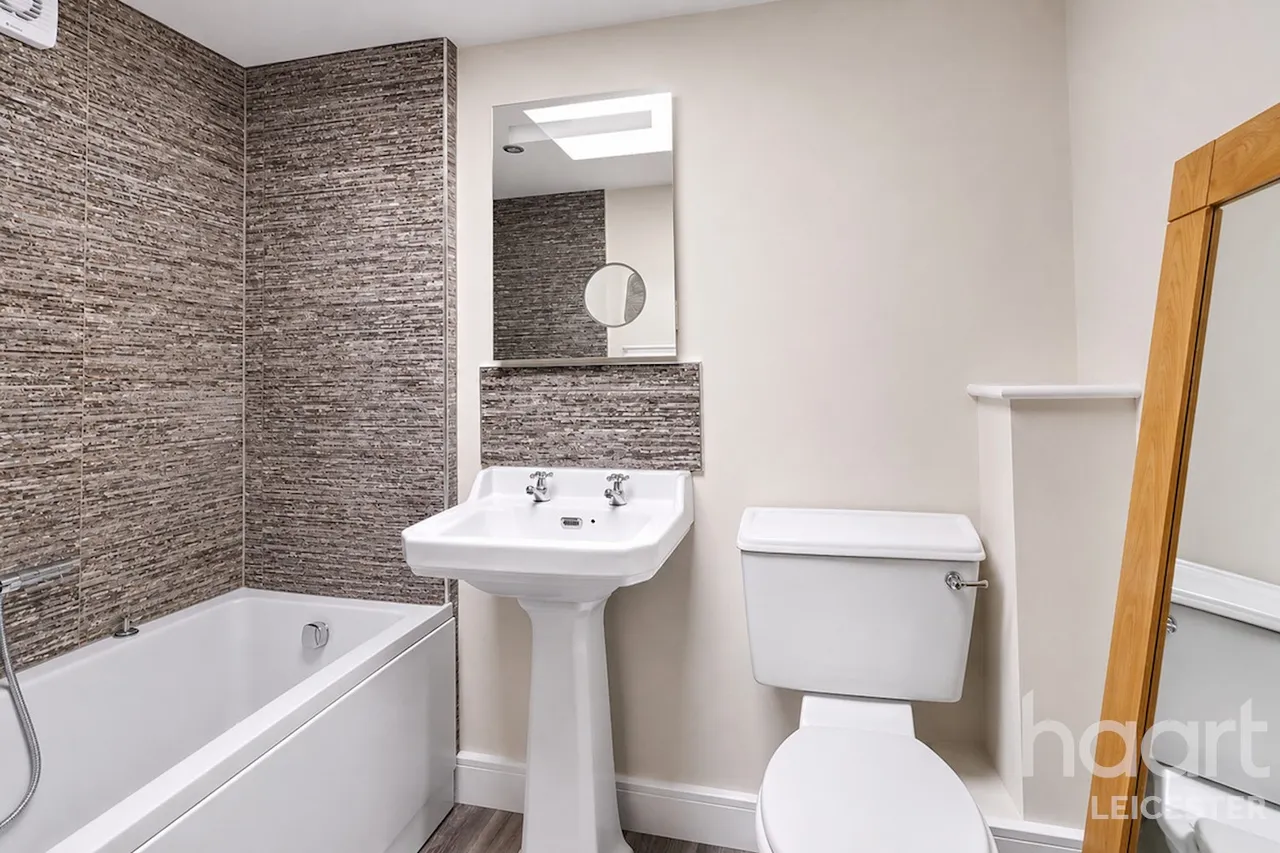 Launceston Drive, Coalville, LE67, photo 8