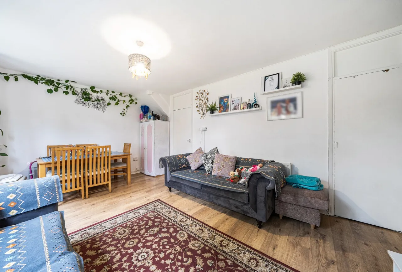London Road, Mitcham, CR4 4BH, photo 7