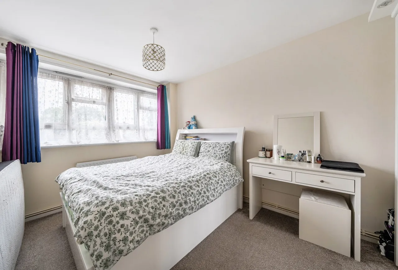 London Road, Mitcham, CR4 4BH, photo 11
