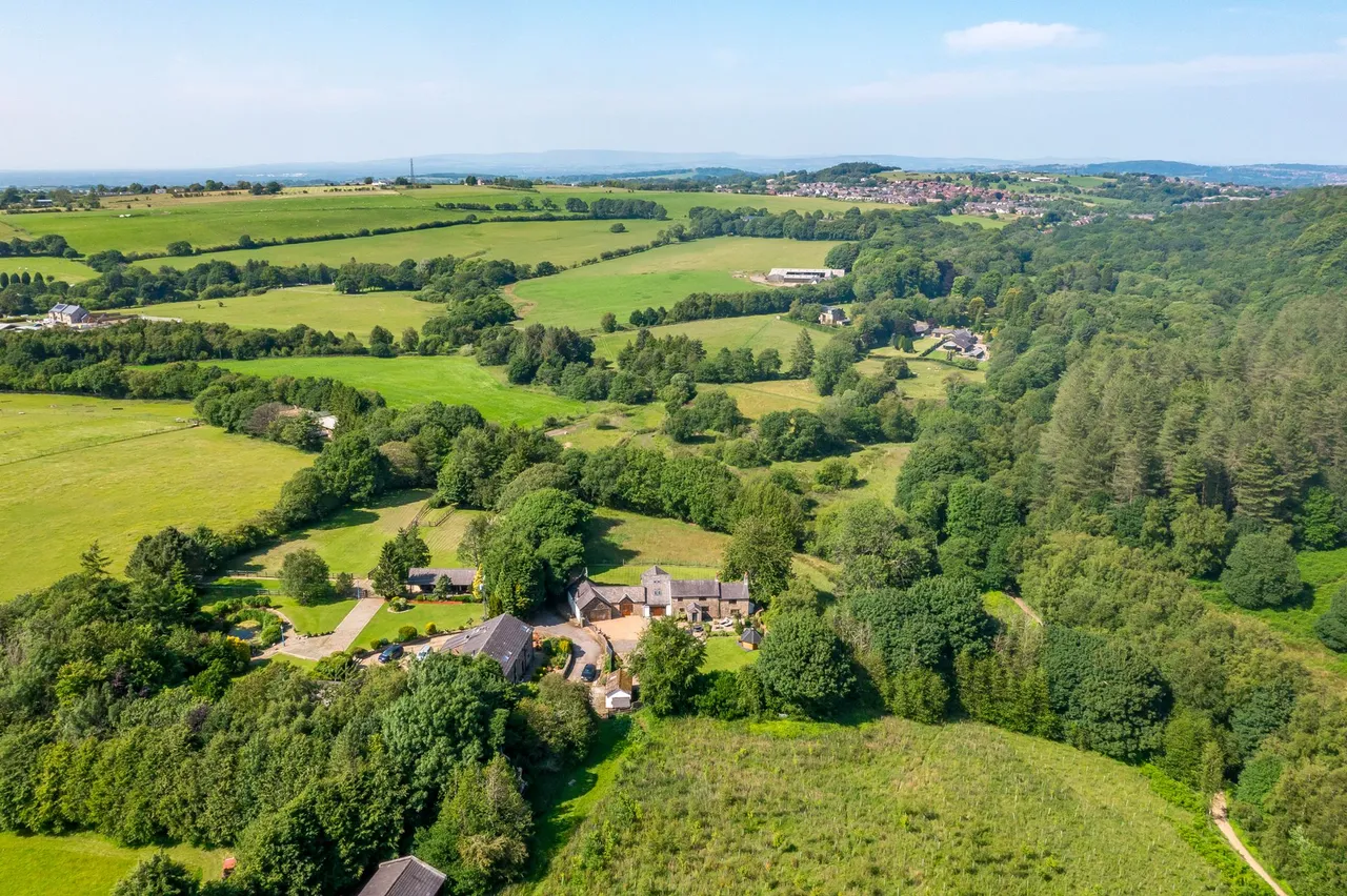 5 bed house for sale, Trigg Lane, Heapey