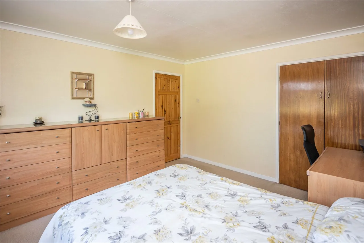 Wildmoor Lane, Catshill, Bromsgrove, Worcestershire, B61 0PA, photo 15
