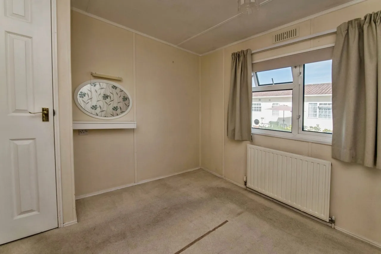 The Bramleys, Otter Valley Park, EX14, photo 13