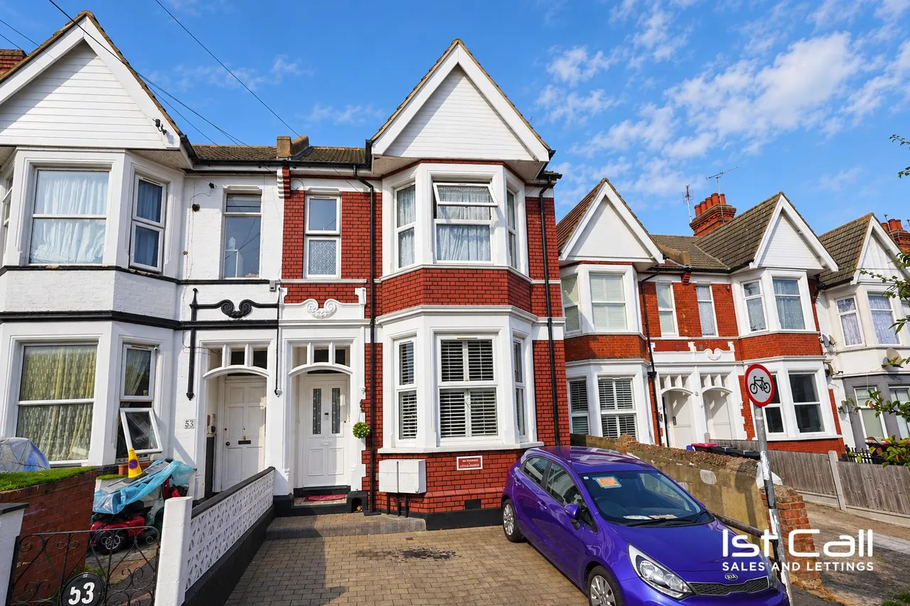 2 bed flat for sale, Heygate Avenue, Southend On Sea