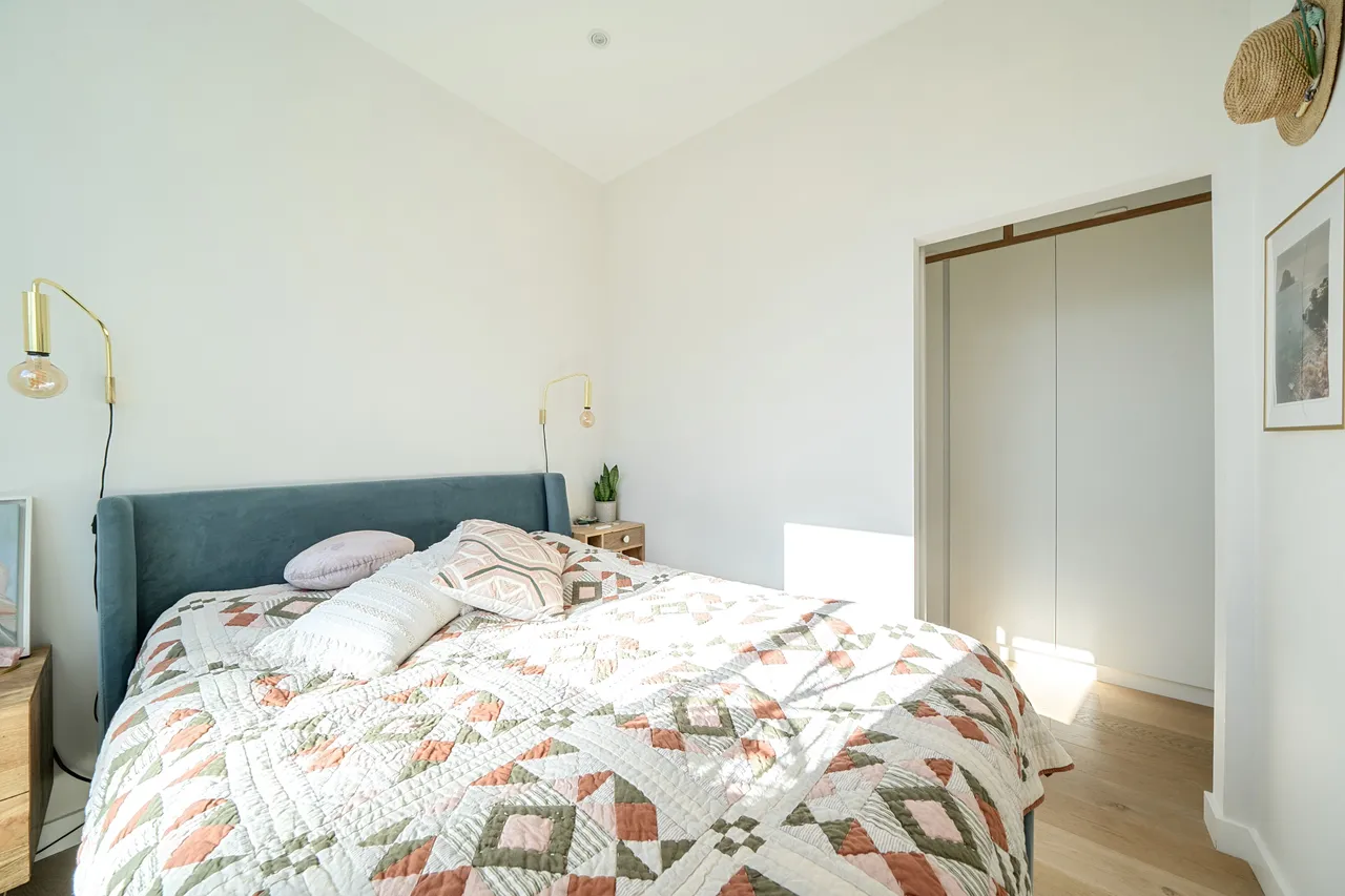 Brentford, TW8, photo 10