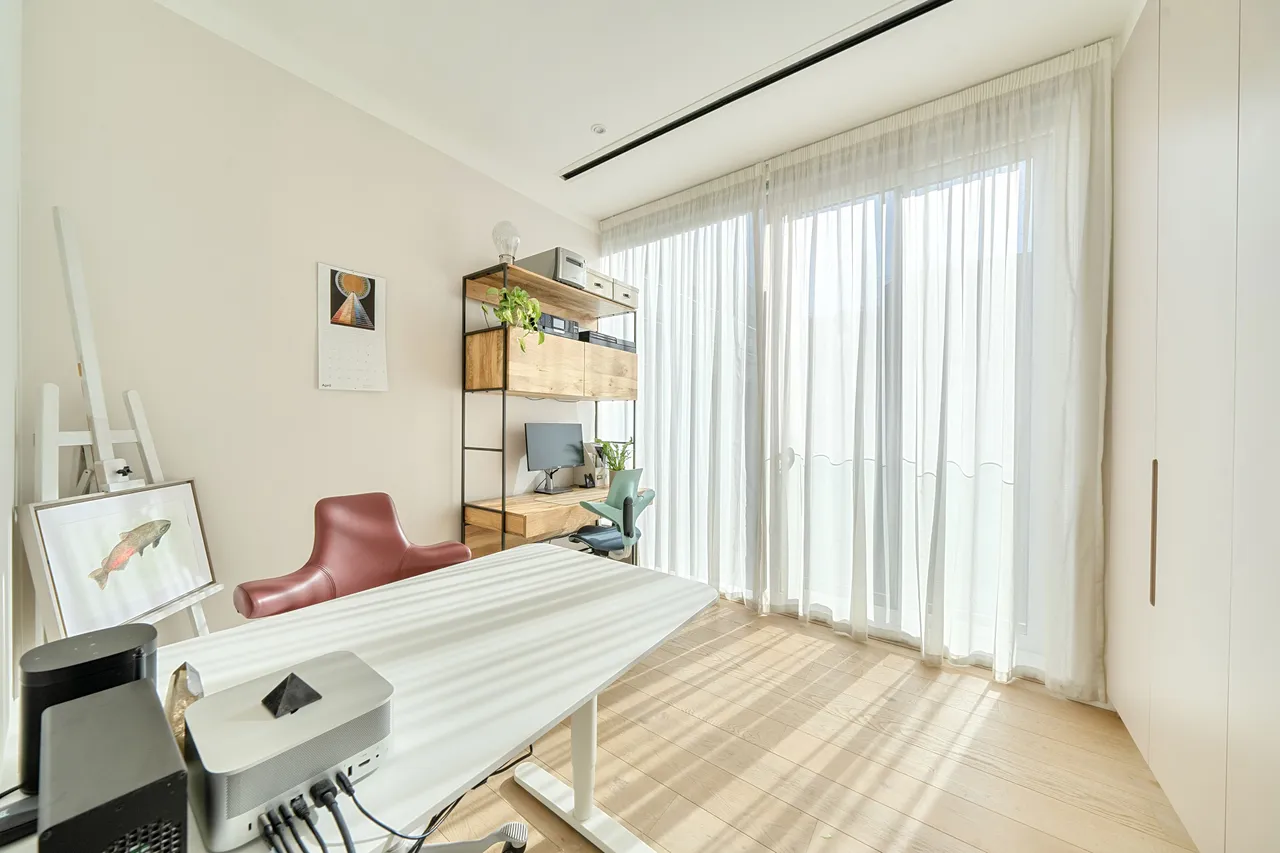 Brentford, TW8, photo 9