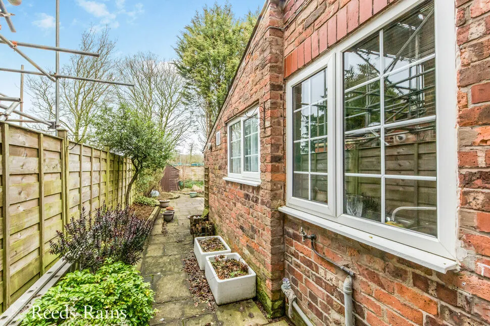 Knowsley Road, Macclesfield, Cheshire, SK11, photo 11